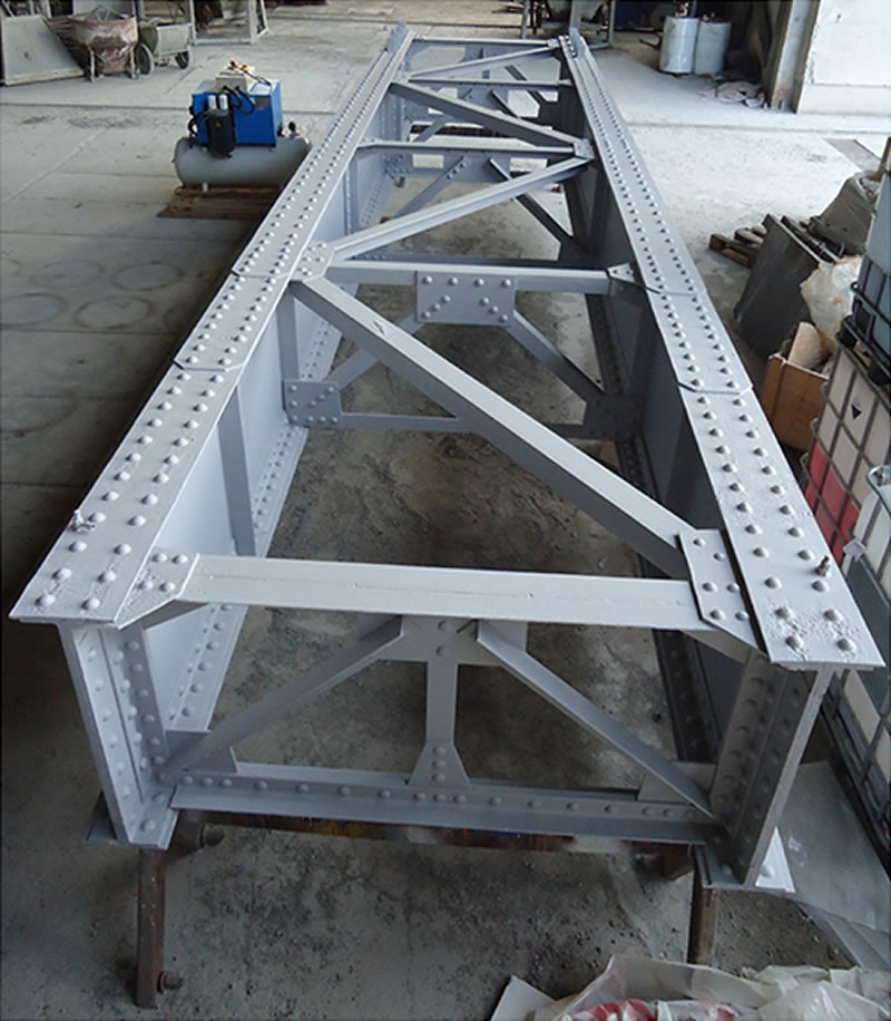 Configuracion geometrica de viga celosia para desempeno estructural. Montajes, Ingeniería y Construcción. MIC SAS. Configuracion geometrica de viga celosia para desempeno estructural. Montajes, Ingeniería y Construcción. MIC SAS.