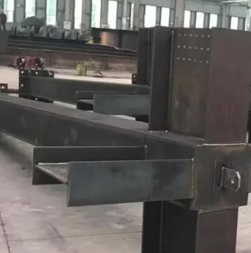 Union de vigas y columnas metalicas fabricadas a medida en Bogotá, Colombia. Montajes, Ingeniería y Construcción. MIC SAS. Union de vigas y columnas metalicas fabricadas a medida en Bogotá, Colombia. Montajes, Ingeniería y Construcción. MIC SAS.