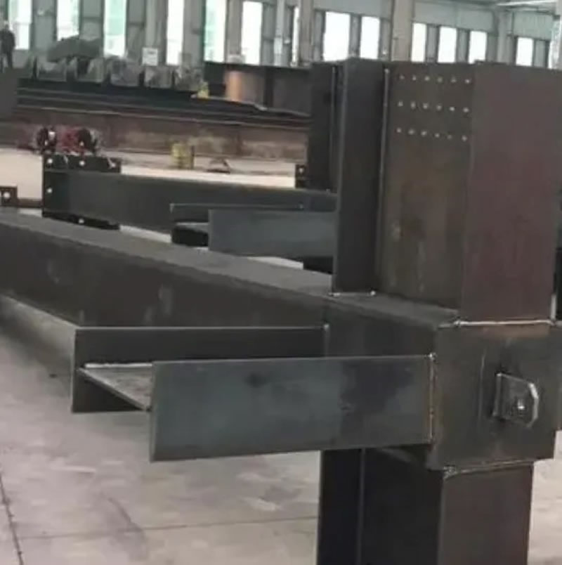 Vigas acero personalizadas geometrias no estandar proyectos especiales en bogota colombia. Montajes, Ingeniería y Construcción. MIC SAS. Vigas acero personalizadas geometrias no estandar proyectos especiales en bogota colombia. Montajes, Ingeniería y Construcción. MIC SAS.