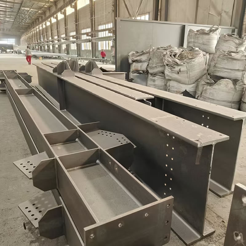 Vigas de acero fabricadas y componentes únicos tras sandblasting en Bogotá, Colombia. Montajes, Ingeniería y Construcción. MIC SAS. Vigas de acero fabricadas y componentes únicos tras sandblasting en Bogotá, Colombia. Montajes, Ingeniería y Construcción. MIC SAS.