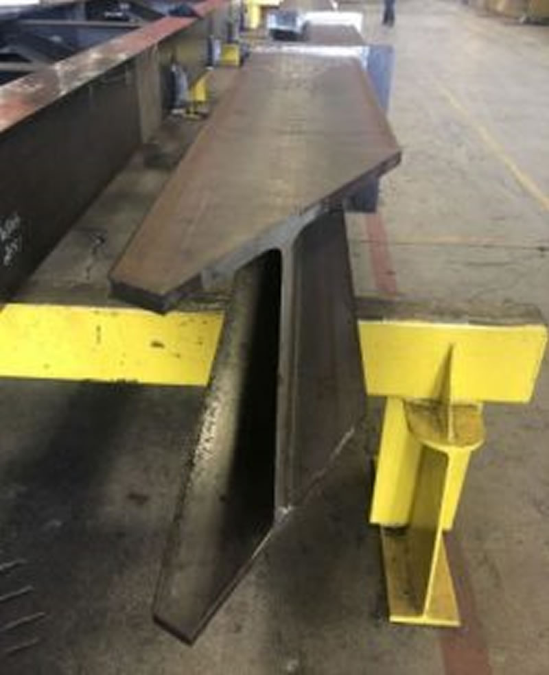 Viga personalizada fabricada acero estructural para proyectos en Bogotá Colombia. Montajes, Ingeniería y Construcción. MIC SAS. Viga personalizada fabricada acero estructural para proyectos en Bogotá Colombia. Montajes, Ingeniería y Construcción. MIC SAS.