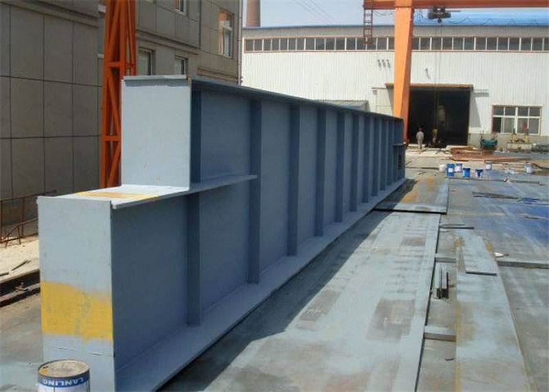 Viga personalizada fabricada con acero y recubrimiento protector en Bogotá Colombia. Montajes, Ingeniería y Construcción. MIC SAS. Viga personalizada fabricada con acero y recubrimiento protector en Bogotá Colombia. Montajes, Ingeniería y Construcción. MIC SAS.