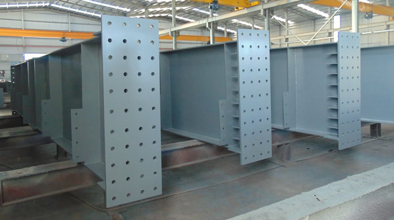 Elementos metalicos prefabricados vigas de acero para ensamblaje en Bogotá, Colombia. Montajes, Ingeniería y Construcción. MIC SAS. Elementos metalicos prefabricados vigas de acero para ensamblaje en Bogotá, Colombia. Montajes, Ingeniería y Construcción. MIC SAS.