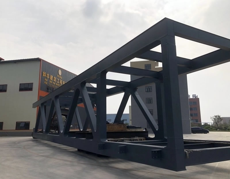 Estructura metalica prefabricada lista para transporte en Bogotá, Colombia. Montajes, Ingeniería y Construcción. MIC SAS. Estructura metalica prefabricada lista para transporte en Bogotá, Colombia. Montajes, Ingeniería y Construcción. MIC SAS.