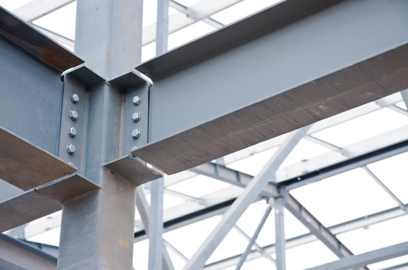 Conexion de vigas metalicas con ensamblaje de precision en estructura en Bogotá, Colombia. Montajes, Ingeniería y Construcción. MIC SAS. Conexion de vigas metalicas con ensamblaje de precision en estructura en Bogotá, Colombia. Montajes, Ingeniería y Construcción. MIC SAS.