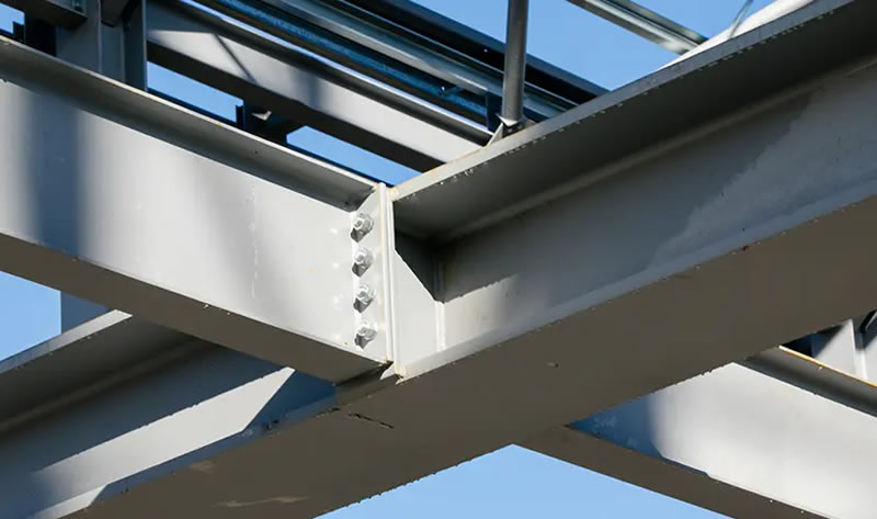 Union estructural de vigas metalicas con ensamblaje de precision en Bogotá, Colombia. Montajes, Ingeniería y Construcción. MIC SAS. Union estructural de vigas metalicas con ensamblaje de precision en Bogotá, Colombia. Montajes, Ingeniería y Construcción. MIC SAS.