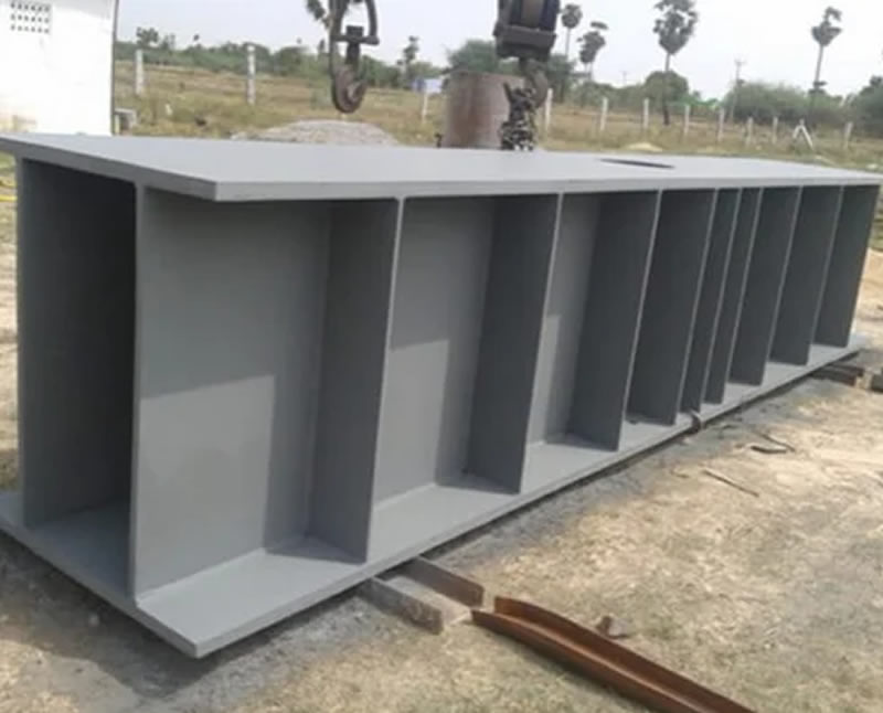 Viga metalica armada con refuerzos internos fabricada en planta en Bogotá, Colombia. Montajes, Ingeniería y Construcción. MIC SAS. Viga metalica armada con refuerzos internos fabricada en planta en Bogotá, Colombia. Montajes, Ingeniería y Construcción. MIC SAS.