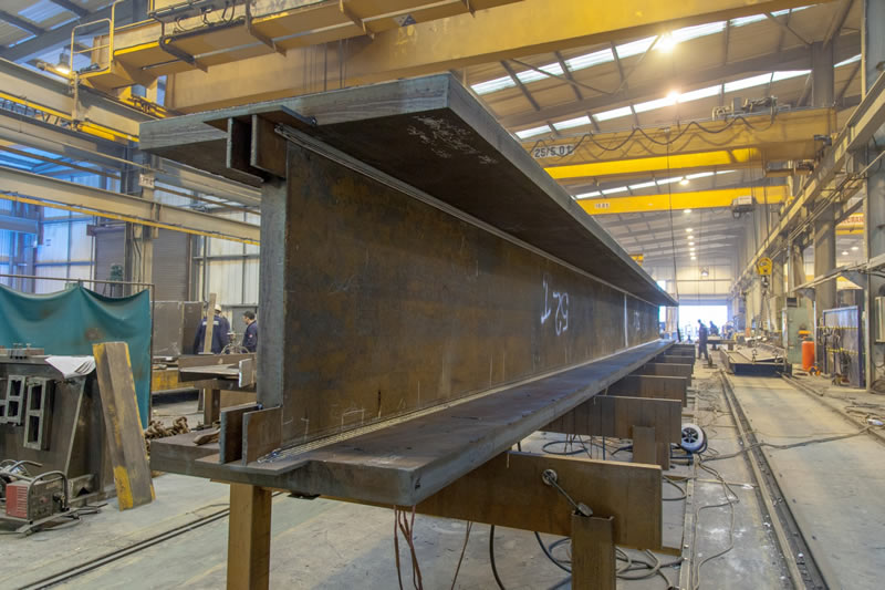Viga metalica armada fabricacion precision taller industrial en Bogotá, Colombia. Montajes, Ingeniería y Construcción. MIC SAS. Viga metalica armada fabricacion precision taller industrial en Bogotá, Colombia. Montajes, Ingeniería y Construcción. MIC SAS.