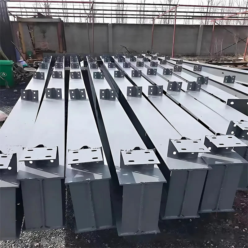 Vigas acero precision fabricadas planta acabado pintura en Bogotá, Colombia. Montajes, Ingeniería y Construcción. MIC SAS. Vigas acero precision fabricadas planta acabado pintura en Bogotá, Colombia. Montajes, Ingeniería y Construcción. MIC SAS.