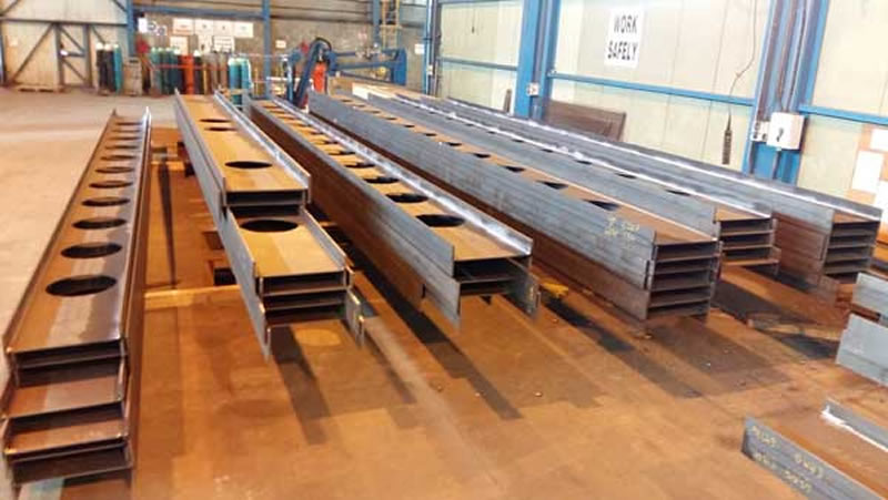 Vigas metálicas prefabricadas a medida con aperturas en Bogotá Colombia. Montajes, Ingeniería y Construcción. MIC SAS. Vigas metálicas prefabricadas a medida con aperturas en Bogotá Colombia. Montajes, Ingeniería y Construcción. MIC SAS.