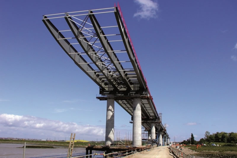 Viga de placa para estructura metálica de un puente