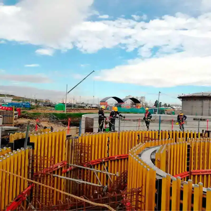 Fábrica y montaje de estructuras industriales metálicas en Bogotá, Colombia. Montajes, Ingeniería y Construcción MIC SAS.