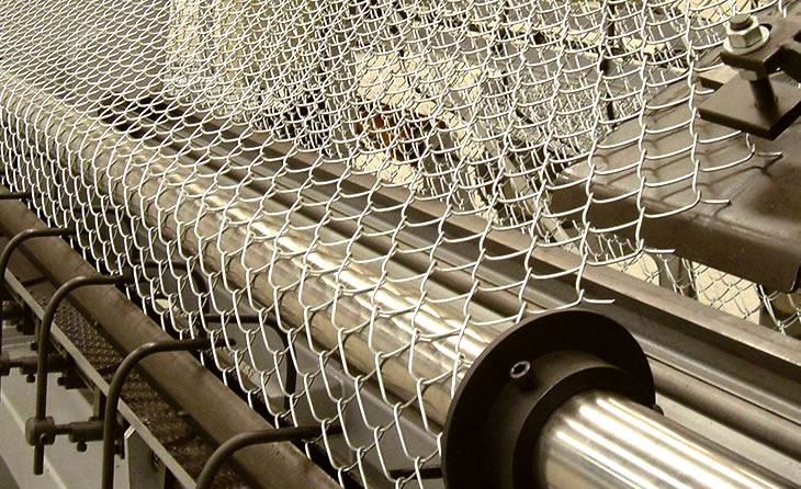 Empresa para la fabricación de malla metálica eslabonada en cerramientos metálicos en Bogotá, Colombia