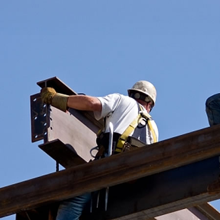 Enfoques metódicos para reparar estructuras metálicas en Bogotá, Colombia. Montajes, Ingeniería y Construcción. MIC SAS.