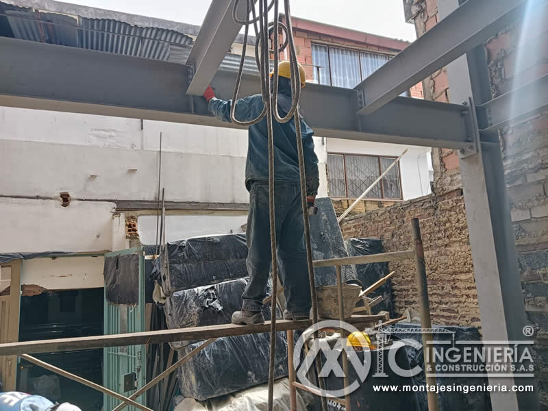 Construcción de edificios estructurales metálicos en Bogotá, Colombia. Montajes, Ingeniería y Construcción MIC SAS.