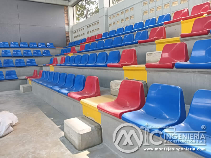 Acabados con pintura industrial sobre graderías en concreto para colegios en Bogotá, Colombia. Montajes, Ingeniería y Construcción MIC SAS. Acabados con pintura industrial sobre graderías en concreto para colegios en Bogotá, Colombia. Montajes, Ingeniería y Construcción MIC SAS.