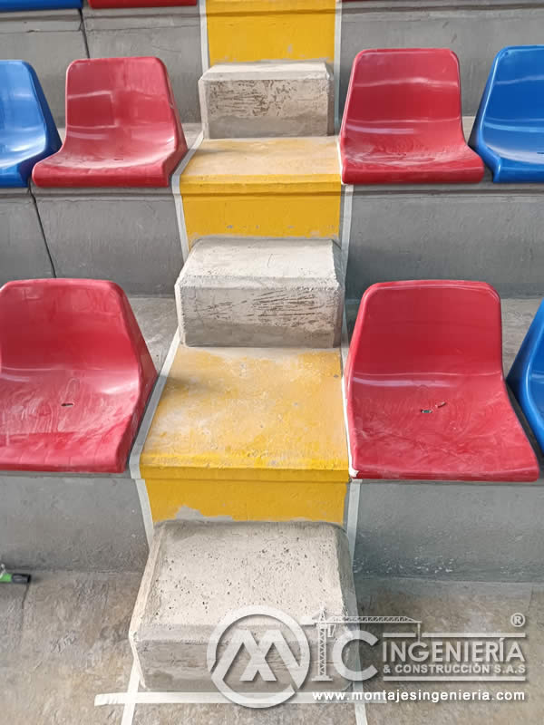 Construcción de graderías en concreto para colegio en Bogotá, Colombia. Montajes, Ingeniería y Construcción MIC SAS. Construcción de graderías en concreto para colegio en Bogotá, Colombia. Montajes, Ingeniería y Construcción MIC SAS.