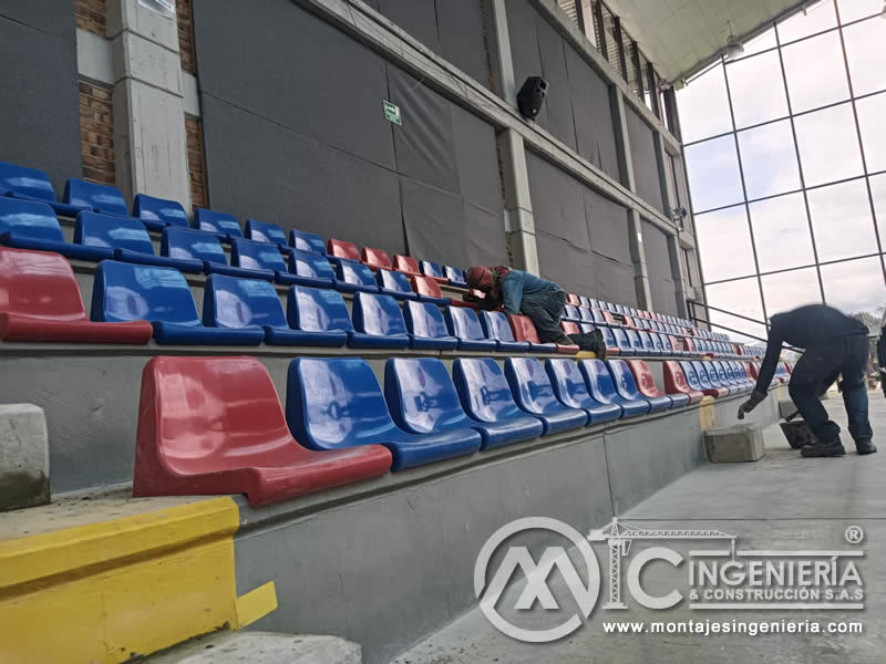 Construcción de graderías en concreto para colegio en Bogotá, Colombia. Montajes, Ingeniería y Construcción MIC SAS. Construcción de graderías en concreto para colegio en Bogotá, Colombia. Montajes, Ingeniería y Construcción MIC SAS.