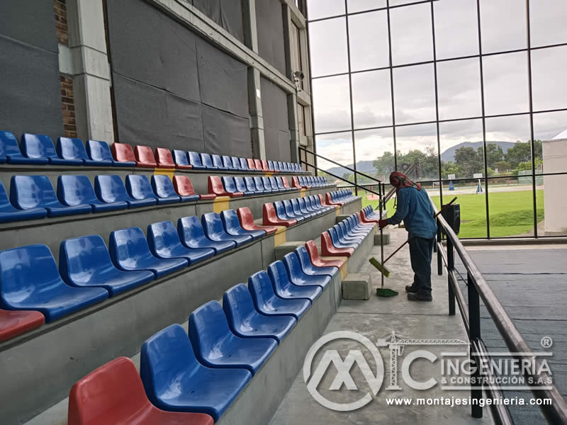 Fabricación de volúmenes de concreto para Colegio Buckingham en Bogotá, Colombia. Montajes, Ingeniería y Construcción MIC SAS. Fabricación de volúmenes de concreto para Colegio Buckingham en Bogotá, Colombia. Montajes, Ingeniería y Construcción MIC SAS.