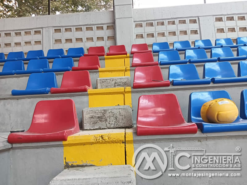 Instalación de volúmenes de concreto para graderías de colisedo en colegio en Bogotá, Colombia. Montajes, Ingeniería y Construcción MIC SAS. Instalación de volúmenes de concreto para graderías de colisedo en colegio en Bogotá, Colombia. Montajes, Ingeniería y Construcción MIC SAS.