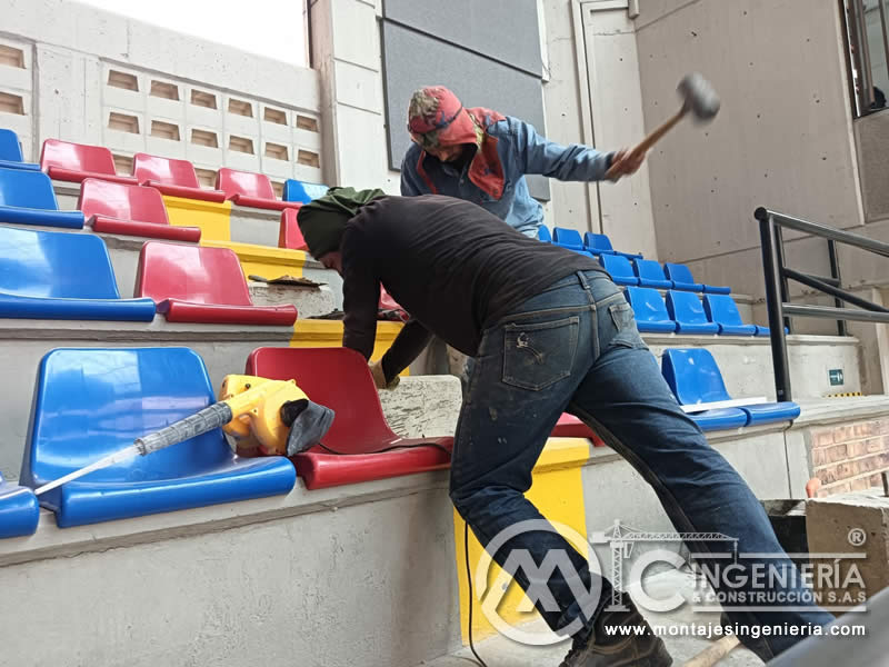Instalación de volúmenes de concreto para graderías de colisedo en colegio en Bogotá, Colombia. Montajes, Ingeniería y Construcción MIC SAS. Instalación de volúmenes de concreto para graderías de colisedo en colegio en Bogotá, Colombia. Montajes, Ingeniería y Construcción MIC SAS.