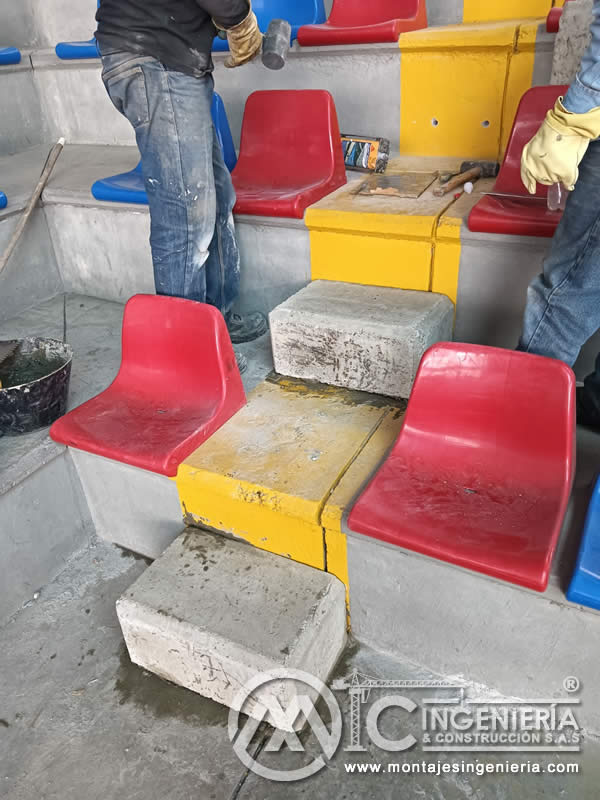 Instalación de volúmenes de concreto para graderías de colisedo en colegio en Bogotá, Colombia. Montajes, Ingeniería y Construcción MIC SAS. Instalación de volúmenes de concreto para graderías de colisedo en colegio en Bogotá, Colombia. Montajes, Ingeniería y Construcción MIC SAS.