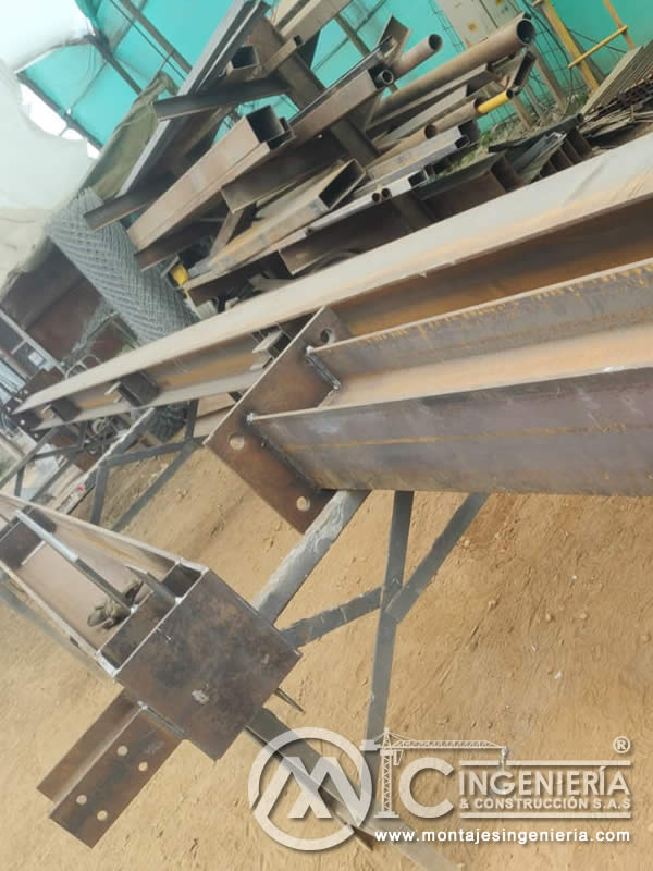 Diseño y construcción de partes estructurales, vigas y columnas metálicas en Bogotá, Colombia. Montajes, Ingeniería y Construcción MIC SAS.