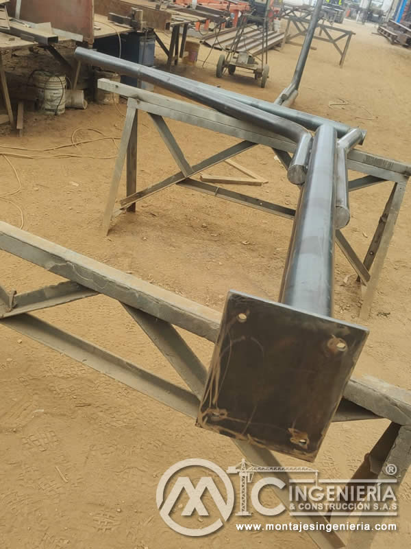 Diseño y construcción de partes estructurales, vigas y columnas metálicas en Bogotá, Colombia. Montajes, Ingeniería y Construcción MIC SAS.