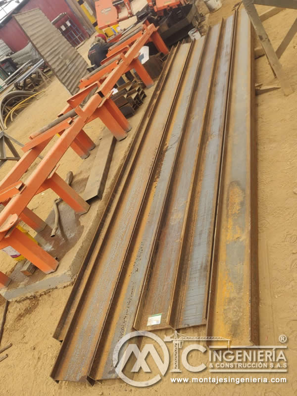 Diseño y construcción de partes estructurales, vigas y columnas metálicas en Bogotá, Colombia. Montajes, Ingeniería y Construcción MIC SAS.