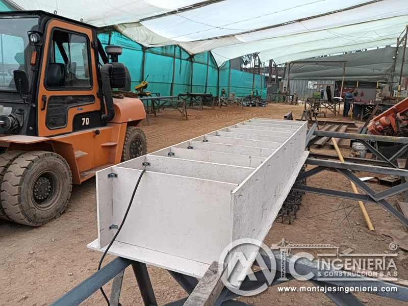 Diseño y construcción de partes estructurales, vigas y columnas metálicas en Bogotá, Colombia. Montajes, Ingeniería y Construcción MIC SAS.