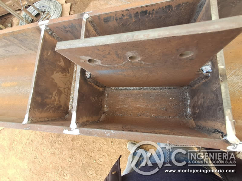 Diseño y construcción de partes estructurales, vigas y columnas metálicas en Bogotá, Colombia. Montajes, Ingeniería y Construcción MIC SAS.