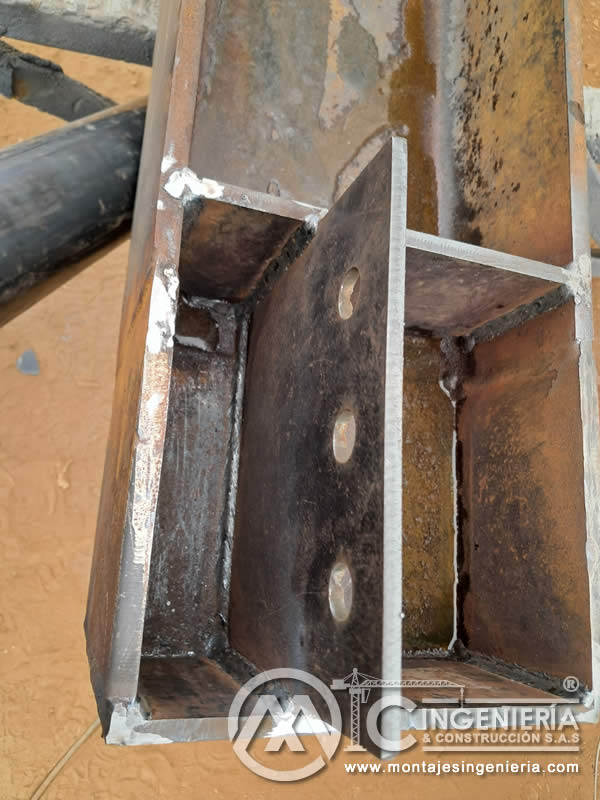 Diseño y construcción de partes estructurales, vigas y columnas metálicas en Bogotá, Colombia. Montajes, Ingeniería y Construcción MIC SAS.