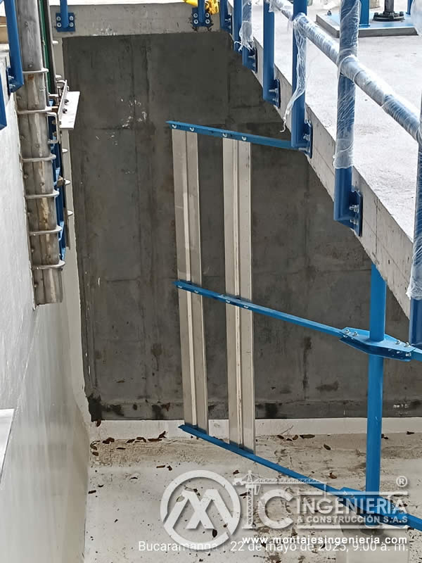 Sandblasting y pintura de bastidores para tanques en Bogotá, Colombia. Montajes, Ingeniería y Construcción MIC SAS. Sandblasting y pintura de bastidores para tanques en Bogotá, Colombia. Montajes, Ingeniería y Construcción MIC SAS.
