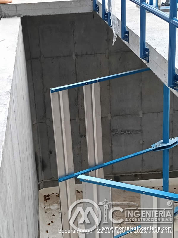 Sandblasting y pintura de bastidores para tanques en Bogotá, Colombia. Montajes, Ingeniería y Construcción MIC SAS. Sandblasting y pintura de bastidores para tanques en Bogotá, Colombia. Montajes, Ingeniería y Construcción MIC SAS.