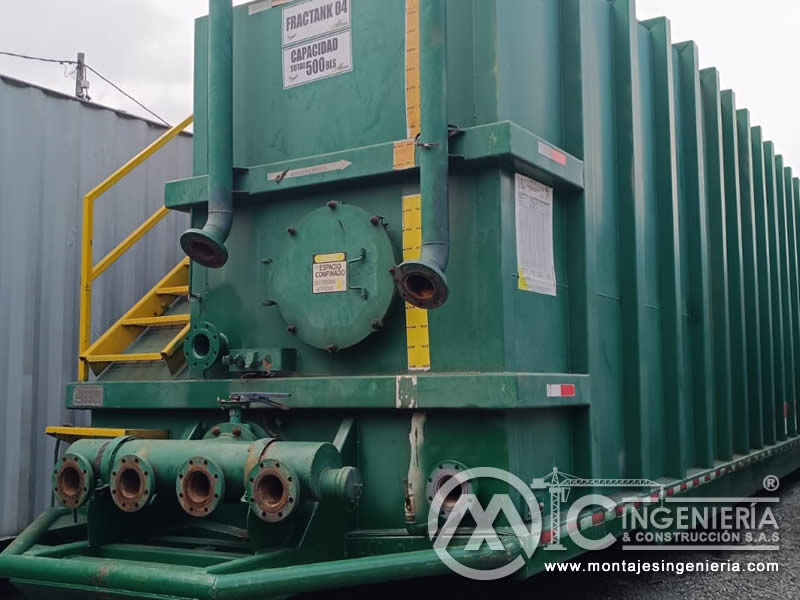 Trabajos de pintura en tanques industriales en Bogotá, Colombia. Montajes, Ingeniería y Construcción MIC SAS. Trabajos de pintura en tanques industriales en Bogotá, Colombia. Montajes, Ingeniería y Construcción MIC SAS.