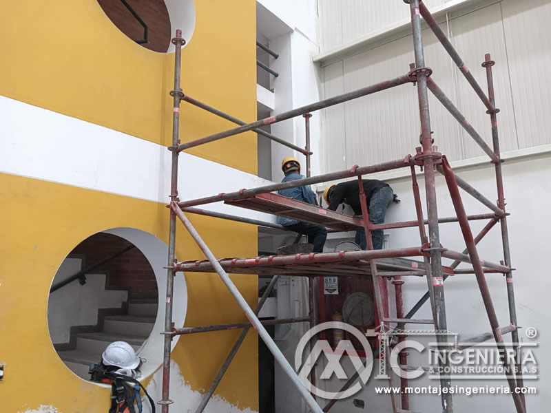 Fabricación de mezzanines metálicos para bodegas y naves industriales en Bogotá, Colombia. Montajes, Ingeniería y Construcción. MIC SAS. Fabricación de mezzanines metálicos para bodegas y naves industriales en Bogotá, Colombia. Montajes, Ingeniería y Construcción. MIC SAS.