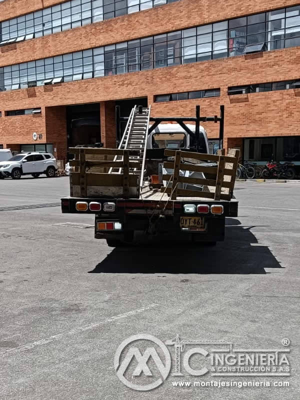 Fabricación de mezzanines metálicos para bodegas y naves industriales en Bogotá, Colombia. Montajes, Ingeniería y Construcción. MIC SAS. Fabricación de mezzanines metálicos para bodegas y naves industriales en Bogotá, Colombia. Montajes, Ingeniería y Construcción. MIC SAS.