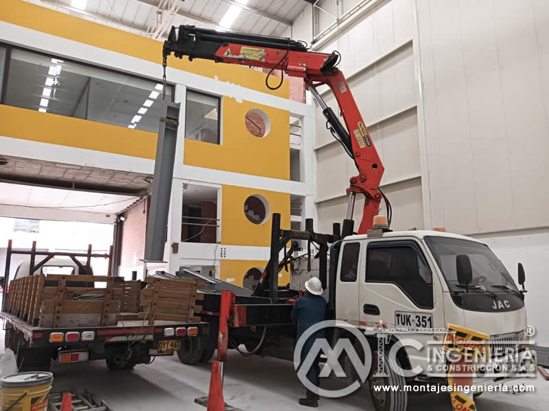Fabricación de mezzanines metálicos para bodegas y naves industriales en Bogotá, Colombia. Montajes, Ingeniería y Construcción. MIC SAS. Fabricación de mezzanines metálicos para bodegas y naves industriales en Bogotá, Colombia. Montajes, Ingeniería y Construcción. MIC SAS.