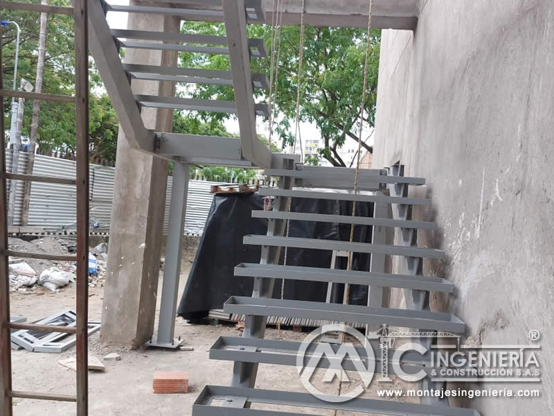 Fabricación y montaje de escaleras metálicas para edificios en Bogotá, Colombia. Montajes, Ingeniería y Construcción. MIC SAS. Fabricación y montaje de escaleras metálicas para edificios en Bogotá, Colombia. Montajes, Ingeniería y Construcción. MIC SAS.