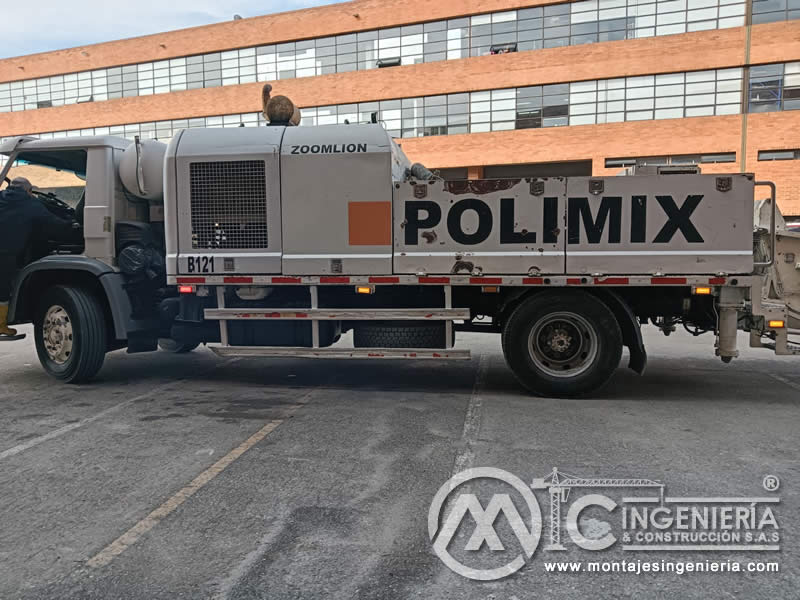 Bomba estacionaria de concreto para vaciado de losa de mezzanine en Bogotá, Colombia. MIC SAS.