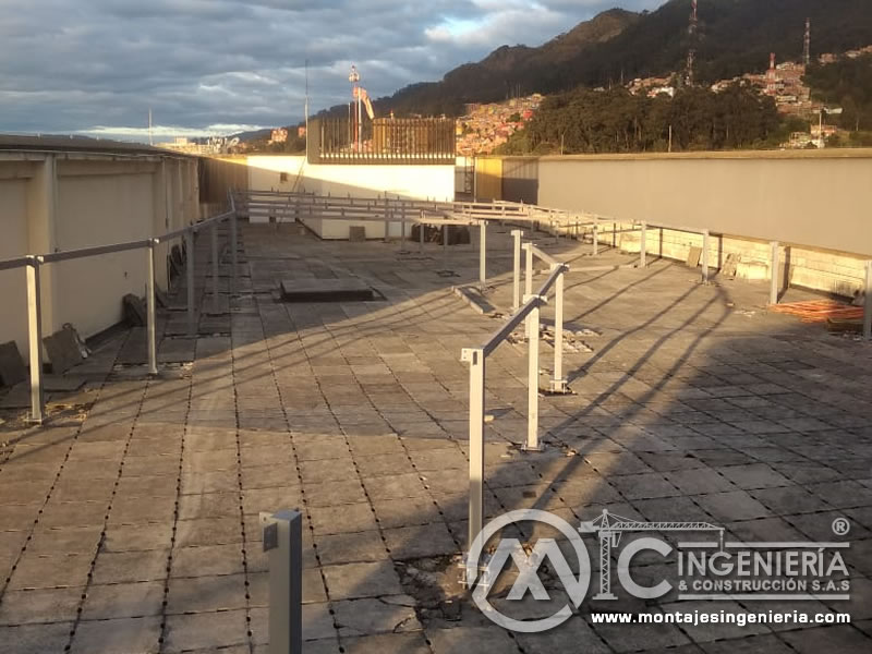 Diseño de estructuras metálicas y construcción de perfiles y columnas para pérgolas en Bogotá, Colombia. Montajes, Ingeniería y Construcción. MIC SAS