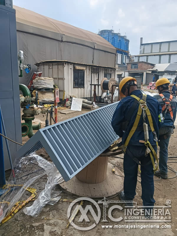 Montaje de louvers metálicos para ventilación industrial en Bogotá, Colombia. Montajes, Ingeniería y Construcción MIC SAS.