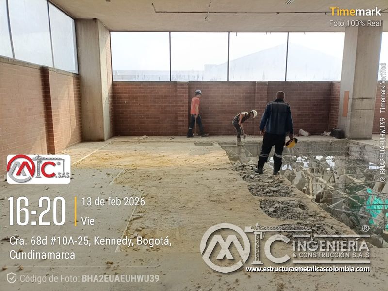 Intervencion de placa de concreto para rampas vehiculares vehicular en Bogotá, Colombia. Montajes, Ingeniería y Construcción MIC SAS.