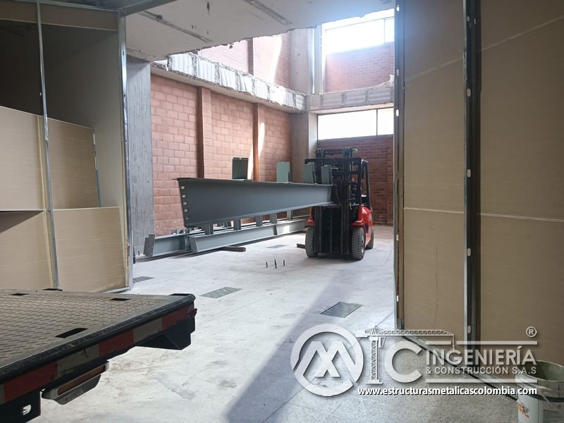 Perforación y anclajes en concreto para rampas de parqueadero concreto en Bogotá, Colombia. Montajes, Ingeniería y Construcción MIC SAS.