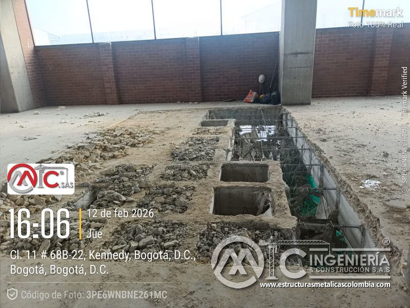 Perforación y anclajes en concreto para rampas de parqueadero edificio en Bogotá, Colombia. Montajes, Ingeniería y Construcción MIC SAS.