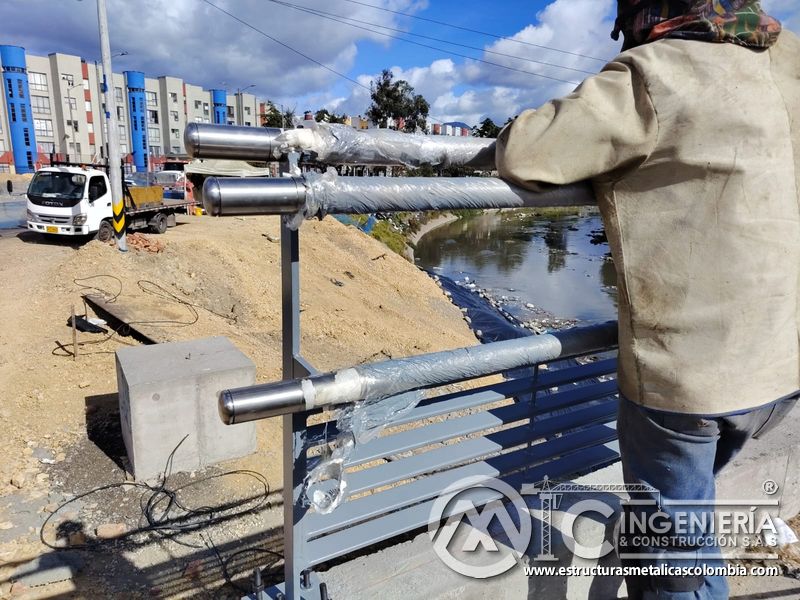 Observe los terminales tubulares descubiertos y listos para recibir el acople con criterio constructivo en Bogotá, Colombia. Montajes, Ingeniería y Construcción. MIC SAS.
