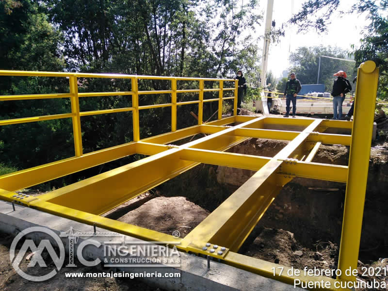 Construcciones metálicas para estructuras de puentes vehiculares en acero en Bogotá, Colombia. Montajes, Ingeniería y Construcción. MIC SAS