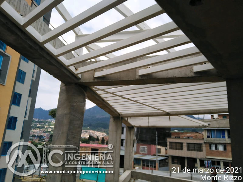 Diseño de columnas y vigas metálicas para construcciones en acero y concreto en Bogotá, Colombia. Montajes, Ingeniería y Construcción. MIC SAS