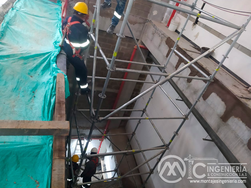 estructuras de escaleras metalicas emergencia para instalaciones industriales acero edificios comerciales en medellin colombia