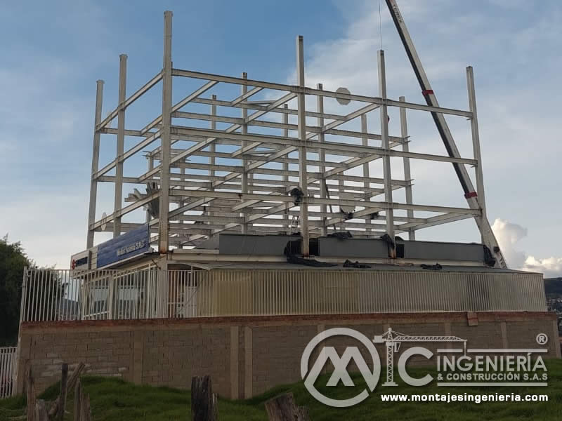Montaje de estructuras metálicas para edificios en Bogotá, Colombia. Montajes, Ingeniería y Construcción MIC SAS. Montaje de estructuras metálicas para edificios en Bogotá, Colombia. Montajes, Ingeniería y Construcción MIC SAS.